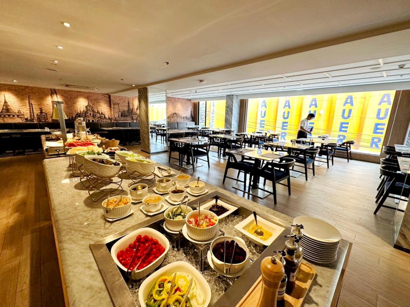 Ayathorn Bangkok Hotell Exteriör bild